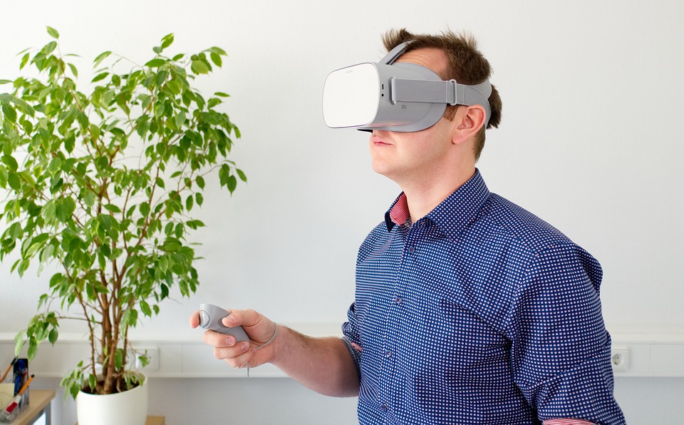 enjoying vr